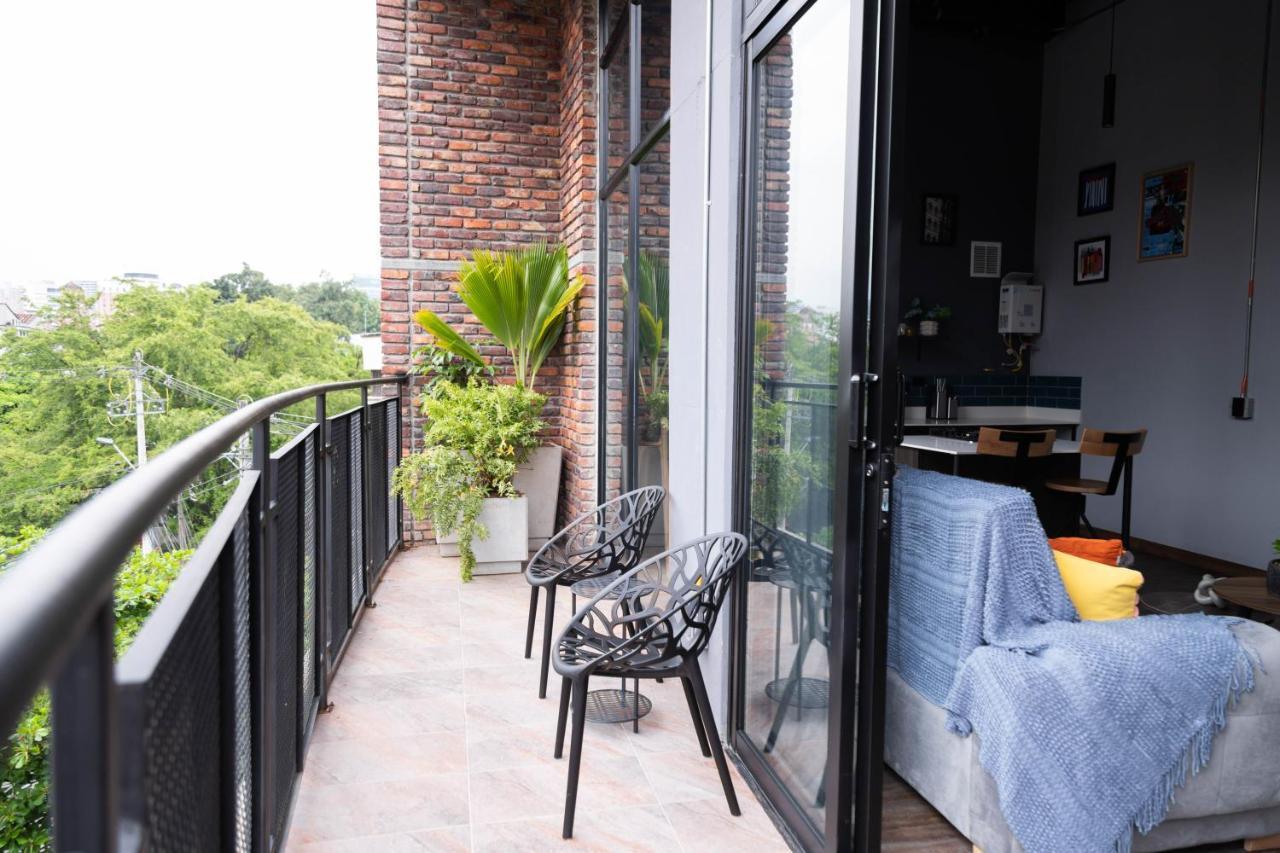 الشقق الفندقية ميديلينفي  Royal Living Poblado المظهر الخارجي الصورة
